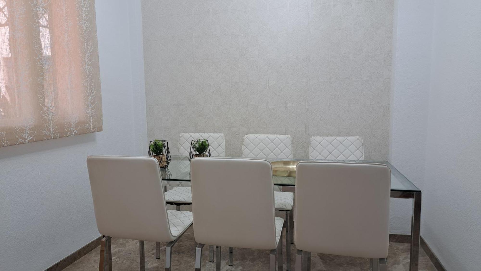 Apartamentos Maria Cristina Con Parking Gratis Córdoba Eksteriør billede
