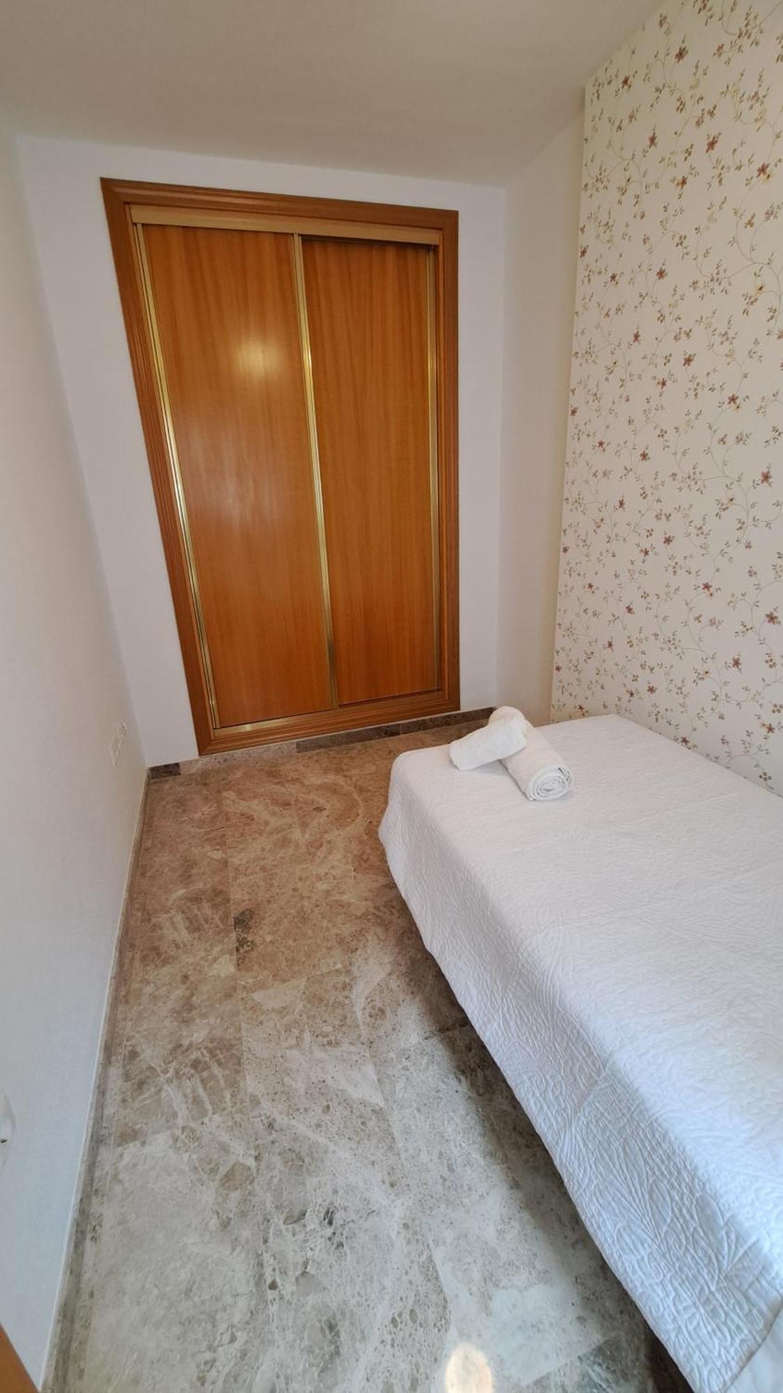 Apartamentos Maria Cristina Con Parking Gratis Córdoba Eksteriør billede