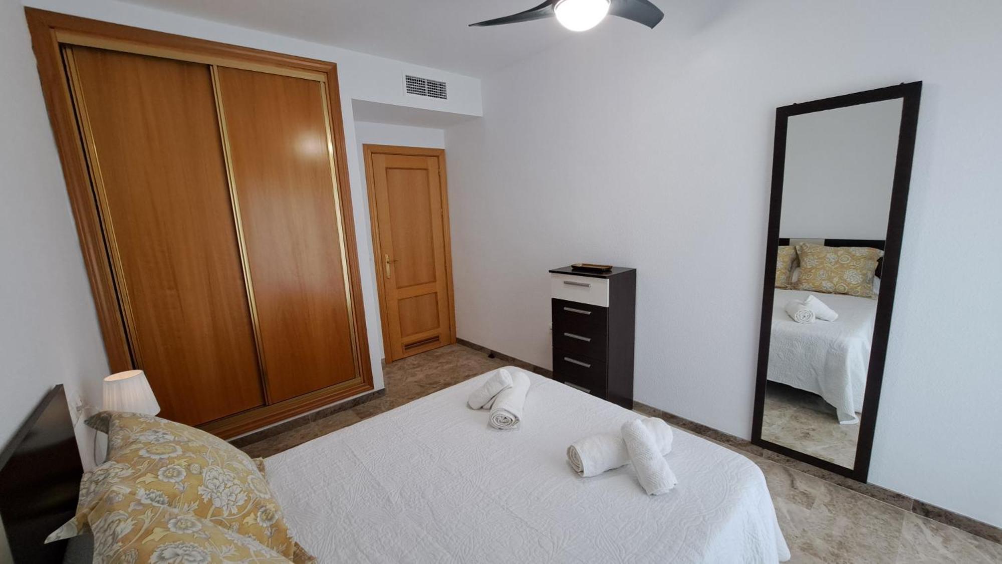 Apartamentos Maria Cristina Con Parking Gratis Córdoba Eksteriør billede
